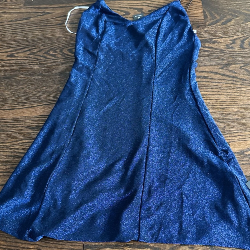 Size M blue shiny Lulus dress new with tags